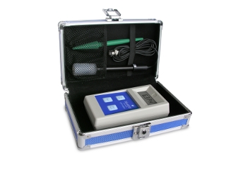 Bluelab Soil pH Meter - A rugged, reliable and affordable soil pH meter.